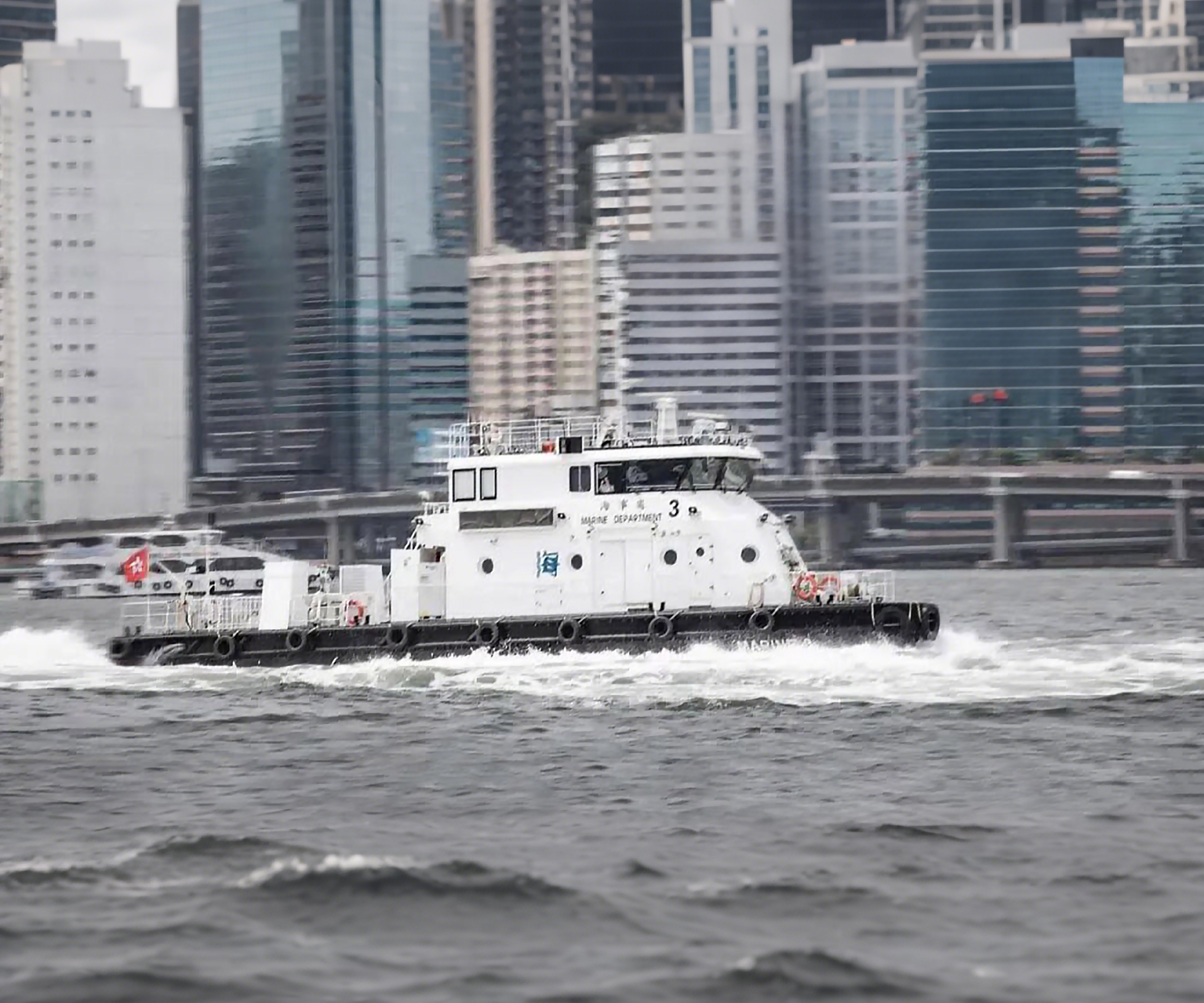 科技护航安全丨必赢集团bwin混动巡逻艇亮相香港反恐演习